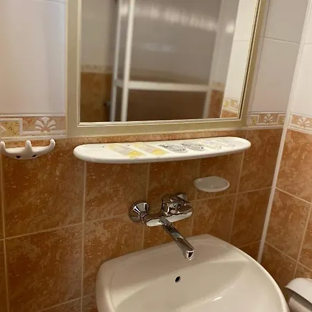 зонарита Hotell